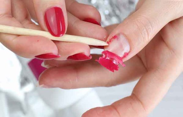 How to remove your gel manicure?