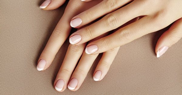White spots on nails: what are the possible causes?
