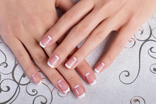 Professional tips for a successful French manicure at home